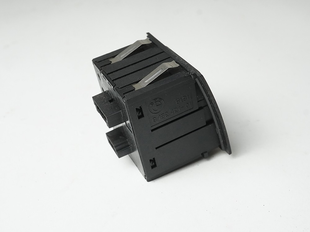 2007 - 2010 Bmw 3 Series E90 E91 E92 E93 Hazard Dtc Central Lock Control Switch