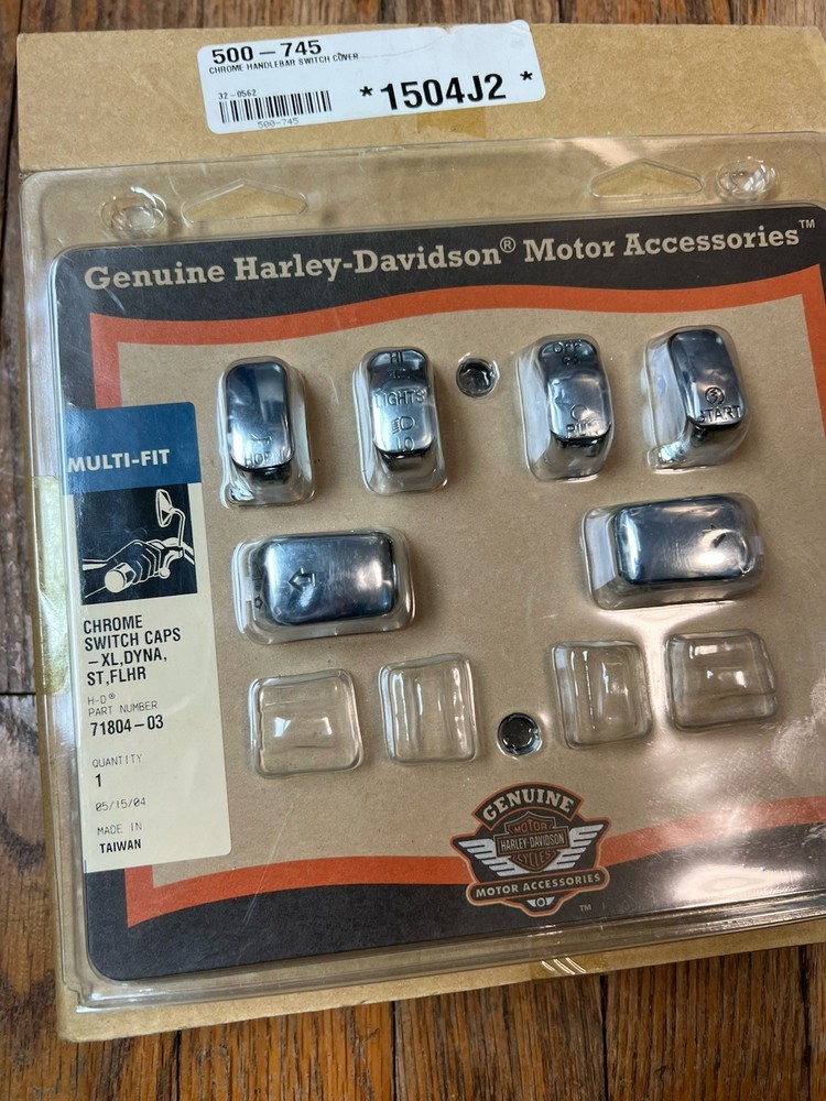 Genuine HARLEY DAVIDSON Chrome Switch Cap Kit 71804-03
