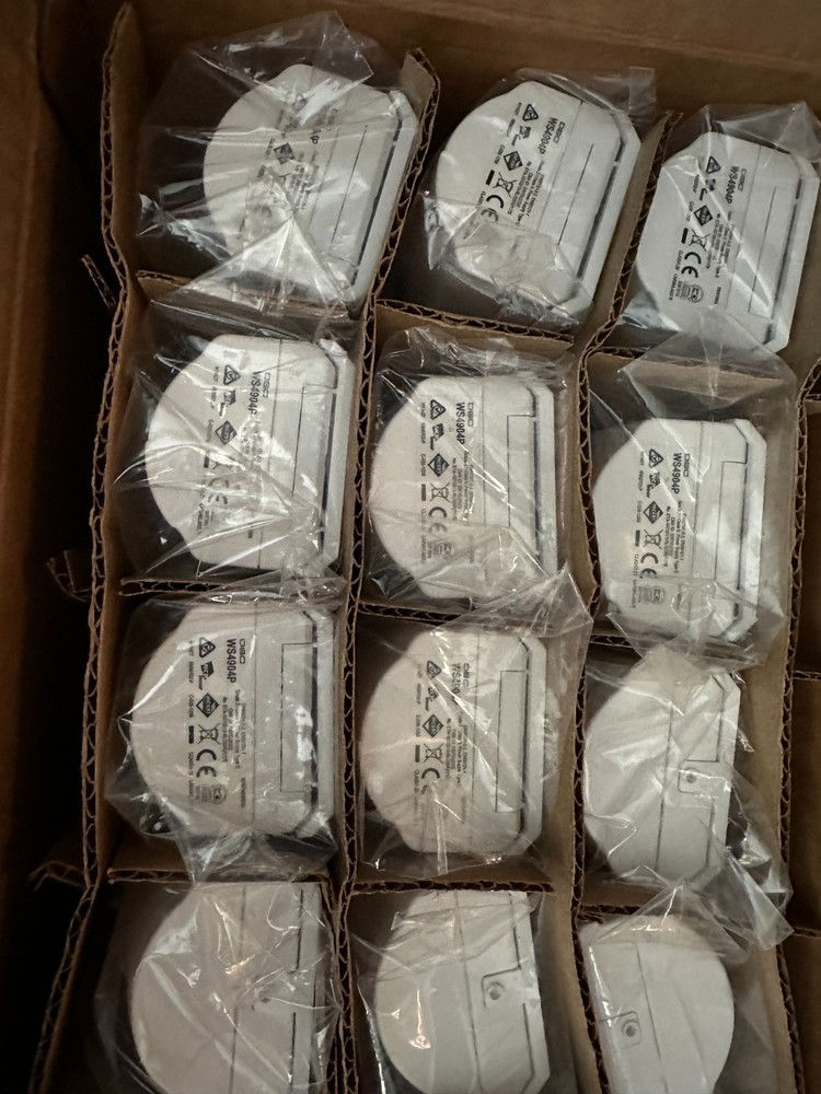 DSC WS4904P Wireless PIR Motion Sensor,  White, New