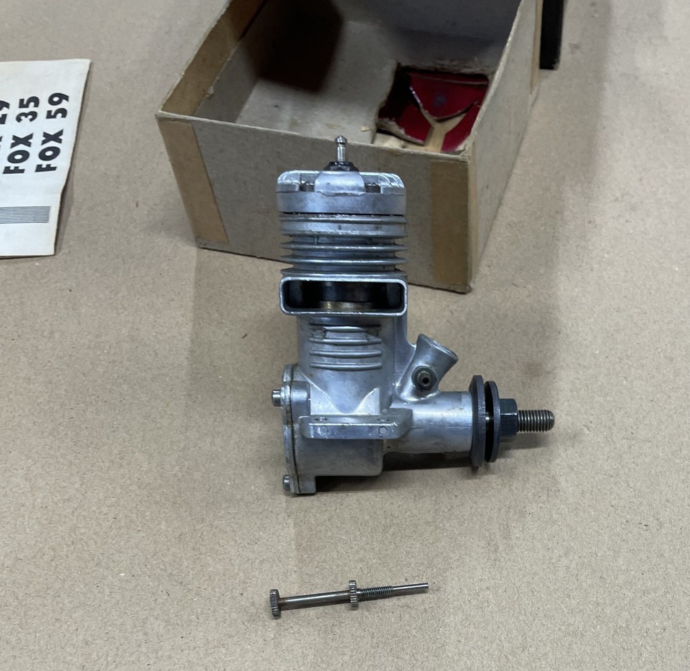 Vintage FOX .29 Model Airplane Engine