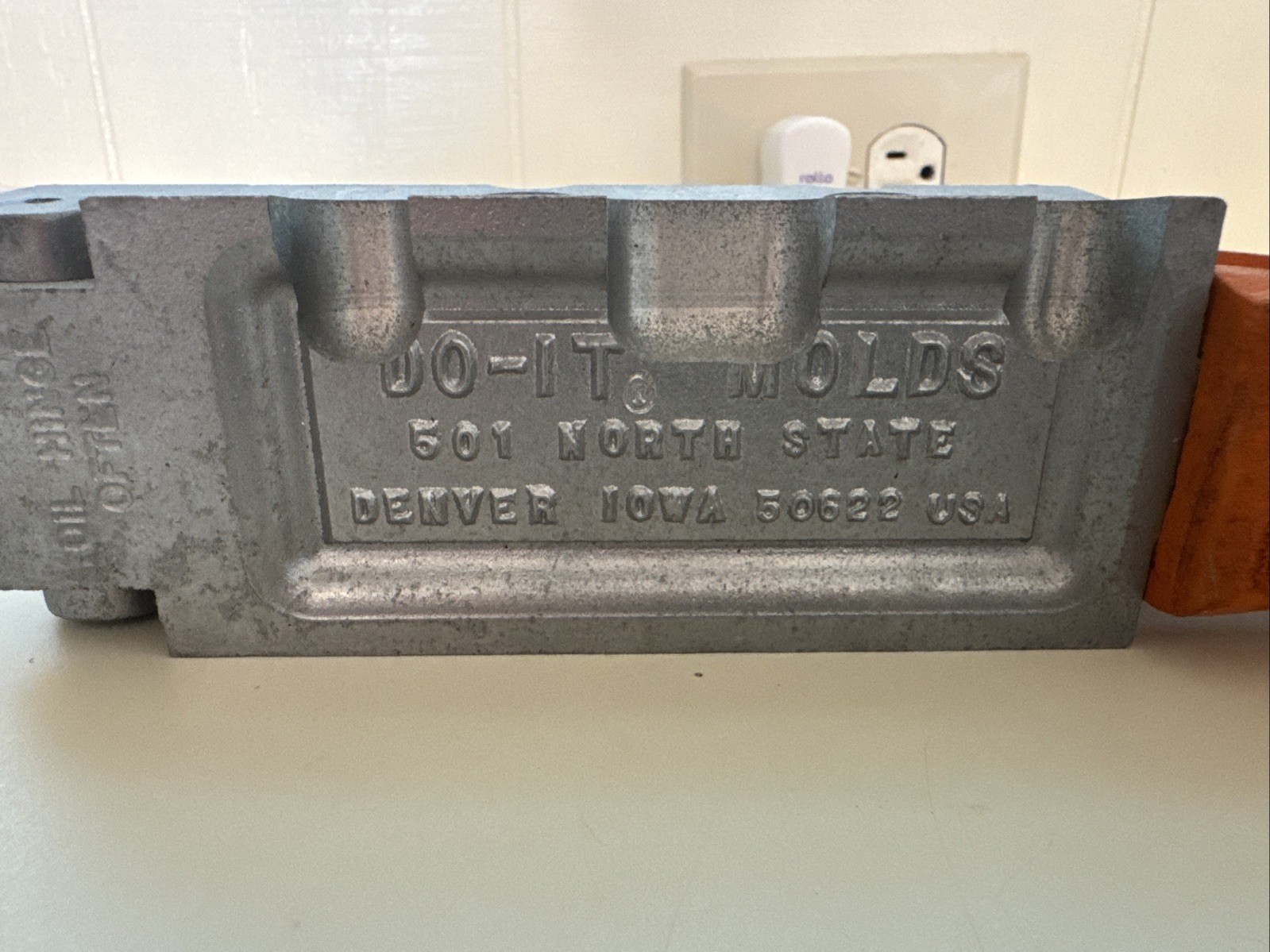 Do-it Molds Production Model 8/0 Snag