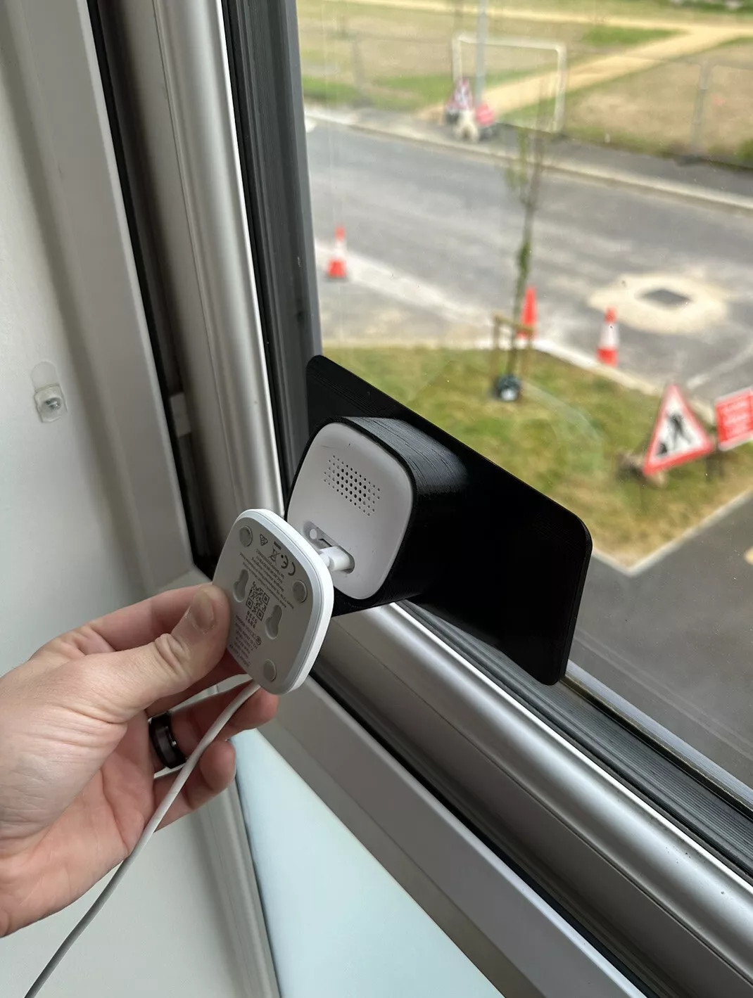 Eufy Solo IndoorCam C120 (C24) Angled Window Mount
