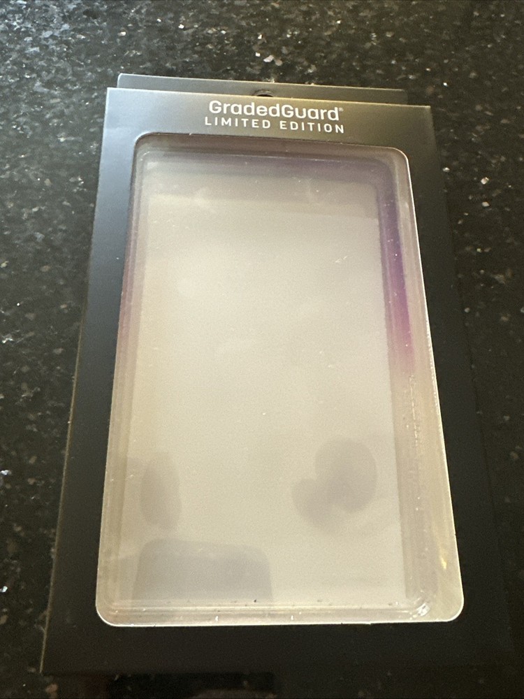 Graded Guard CGC Grape In Hand