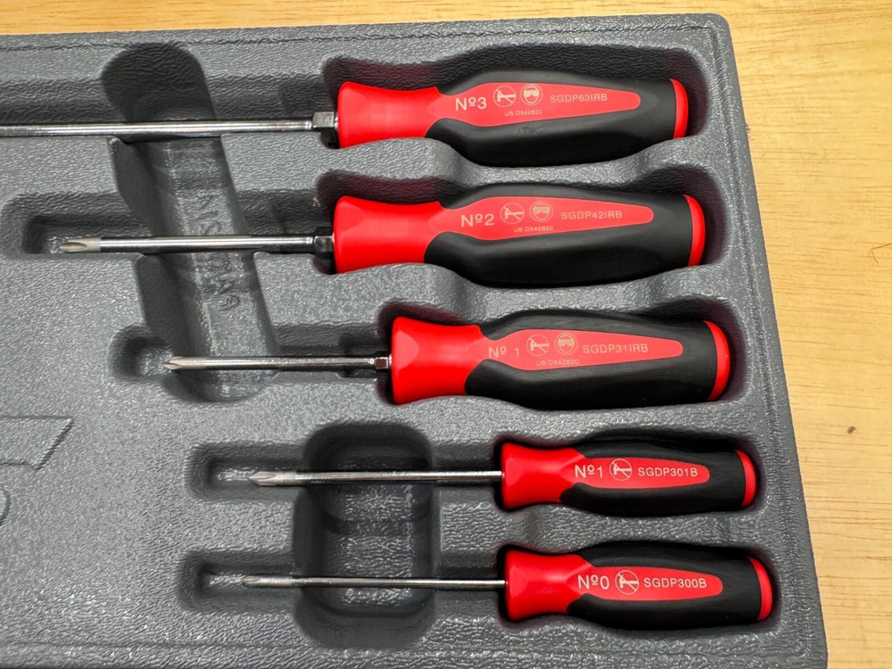 Snap-on Tools NEW 10pc RED Soft Grip Phillips & Flat Head Screwdriver Sets