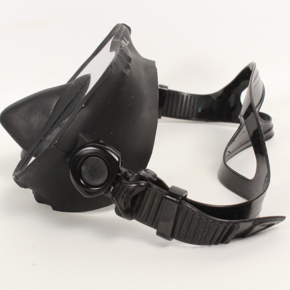 TILOS M150 BLACK EXCEL SCUBA DIVE SNORKEL MASK. QUICK RELEASE STRAP, CASE