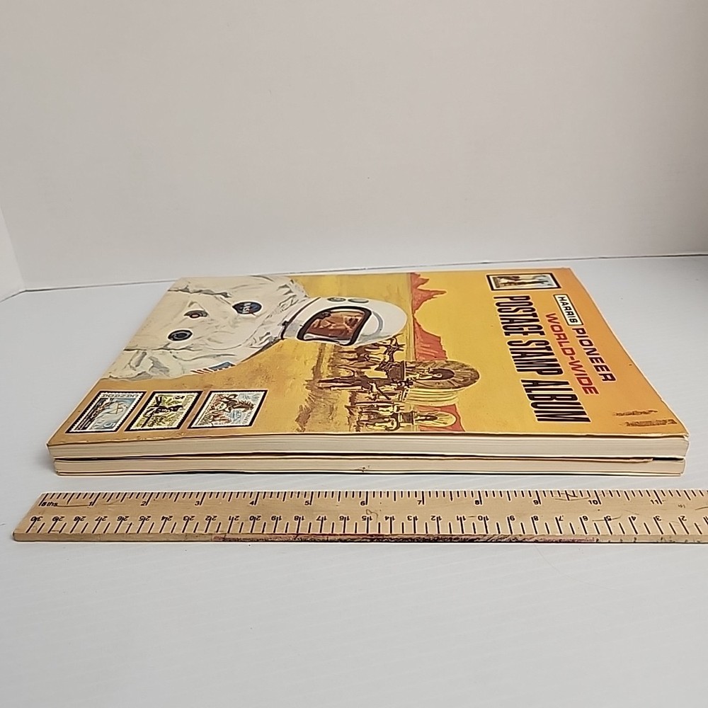 Harris Pioneer World Wide Postage Stamp Album 1977 180+ Stamps Collection & USA