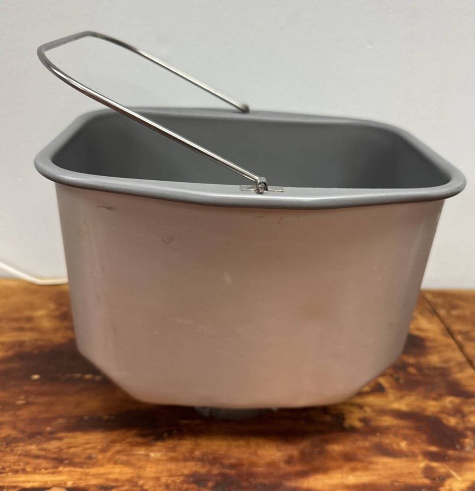 Regal Kitchen Pro K6745S Bread Maker Pan With Paddle Only replacement part