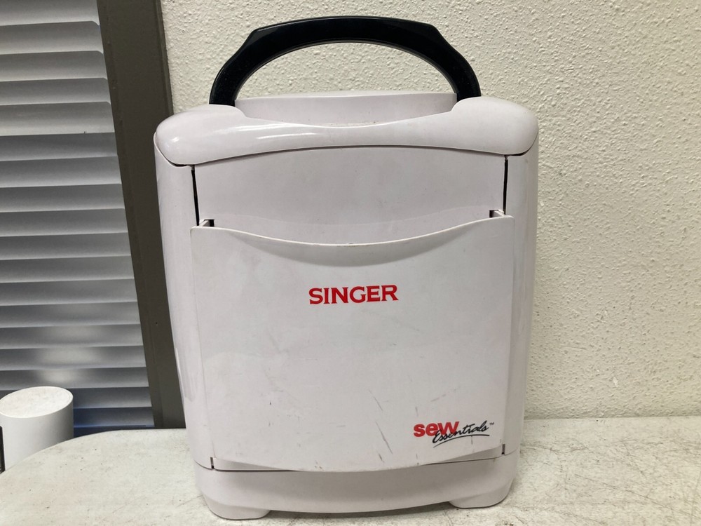 Singer Sew Essentials Storage System Full With Extras