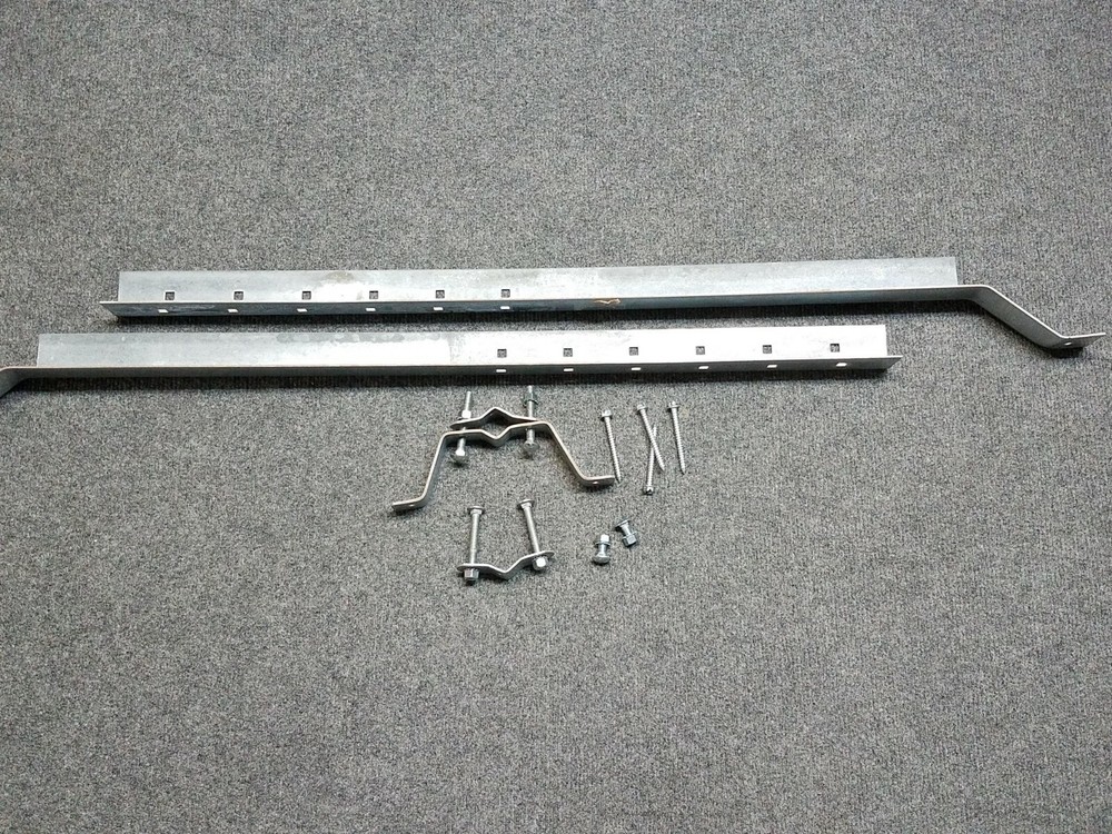 Antenna Eave Mount 45"