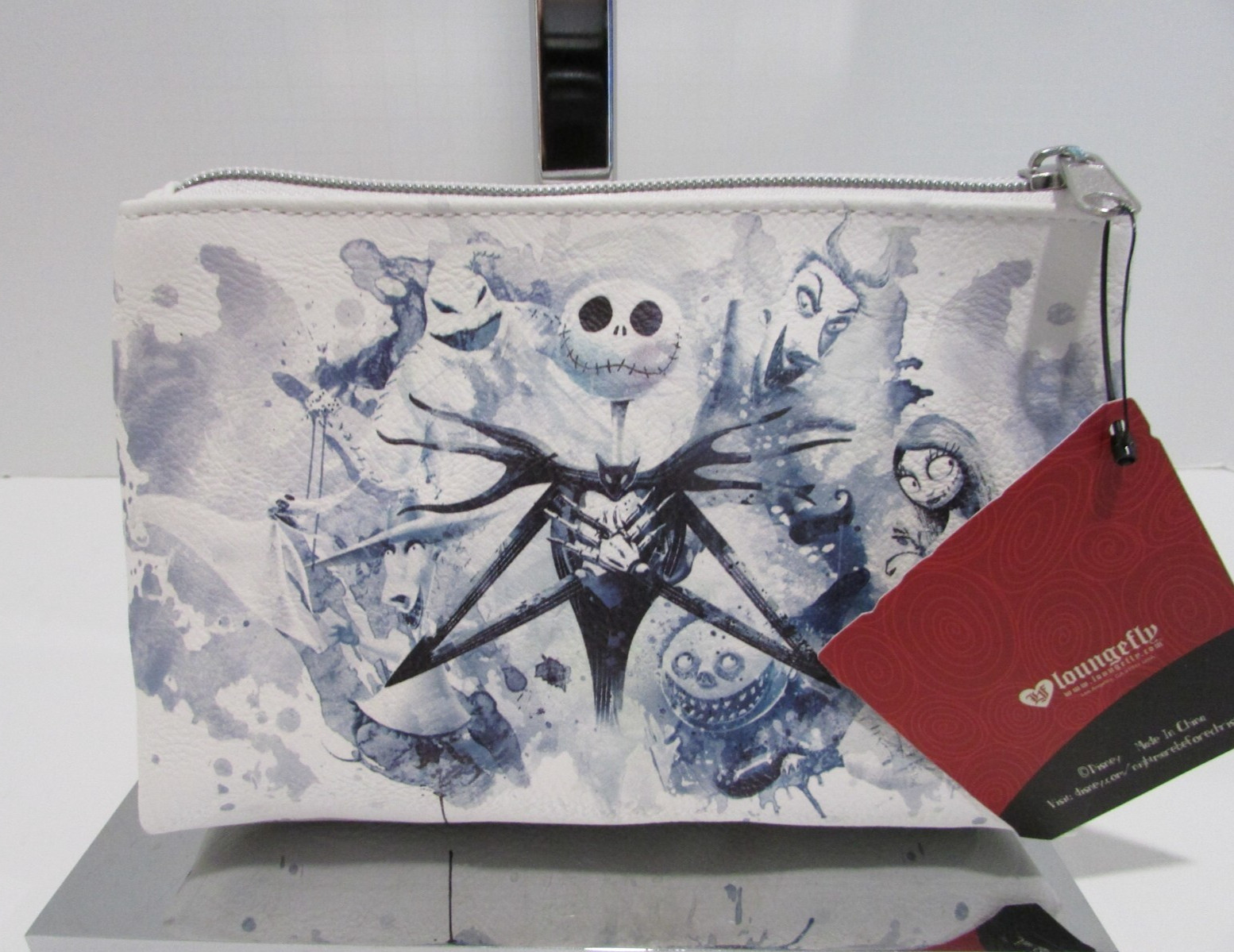 Disney Loungefly Nightmare Before Christmas Cosmetic Make-up Bag Pouch NWT RARE
