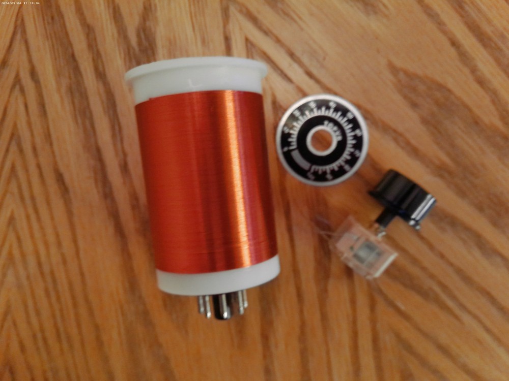 NICE LONGWAVE AM BCDST. PLUG-IN COIL, VARIABLE CAPACITOR KNOB AND DIAL SCALE