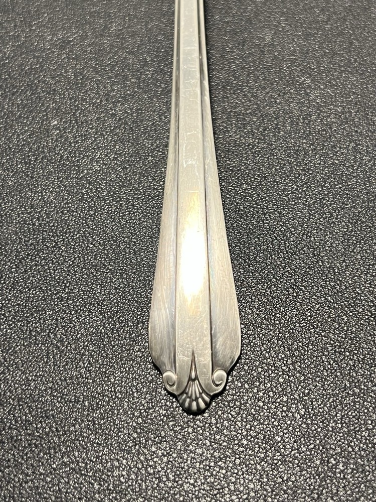 WM Rogers International Silver 1950s Silverplate Pierced Cake Pie Server, 9.5”