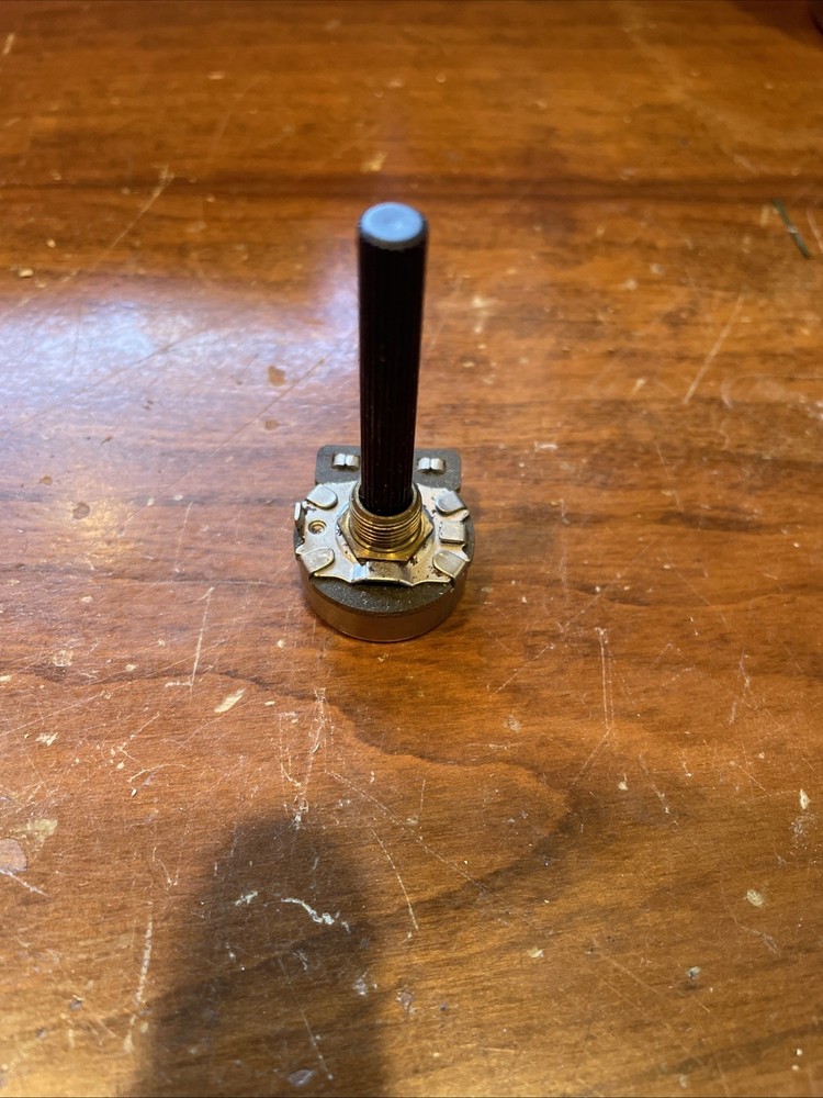 New Old Stock RCA Variable Resistor Part # 142018