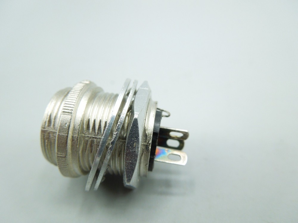 SWITCHCRAFT 3 PIN MIC PLUG NOS (QTY 5)