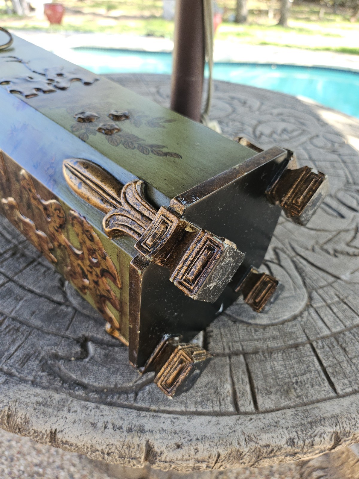 18" Octagonal Raised Japanese Asian Chinoiserie Umbrella Walking Stick Stand