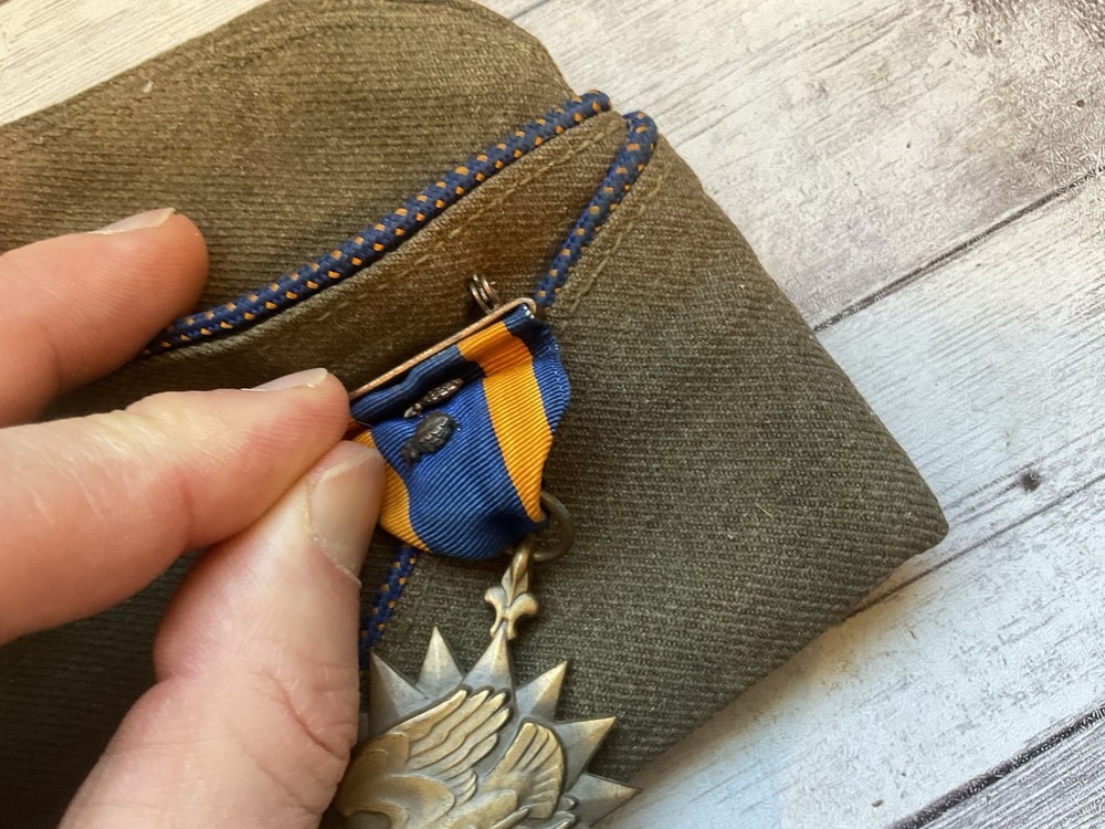 ORIGINAL WWII USAAF 8TH AIR FORCE AIRCREWMAN DOG TAGS AIR MEDAL ETC - WIA