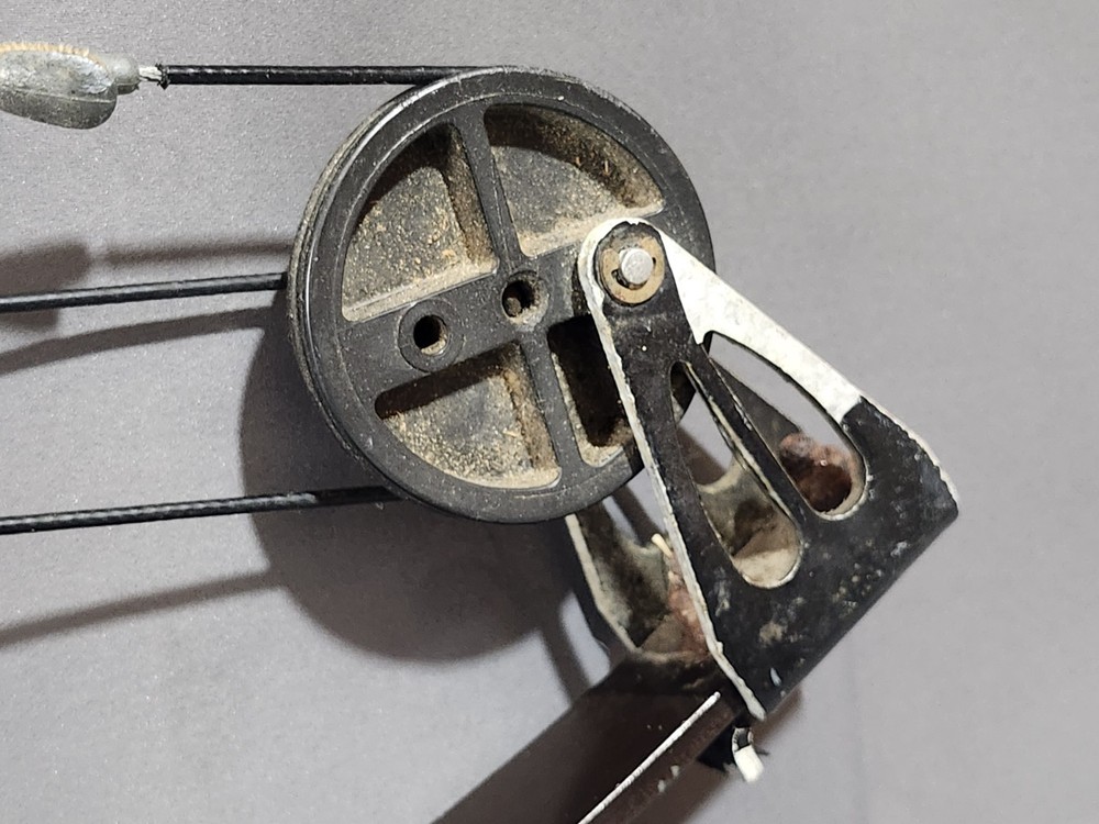 Ben Pearson Spoiler Compound Bow Spoiler 46" Long