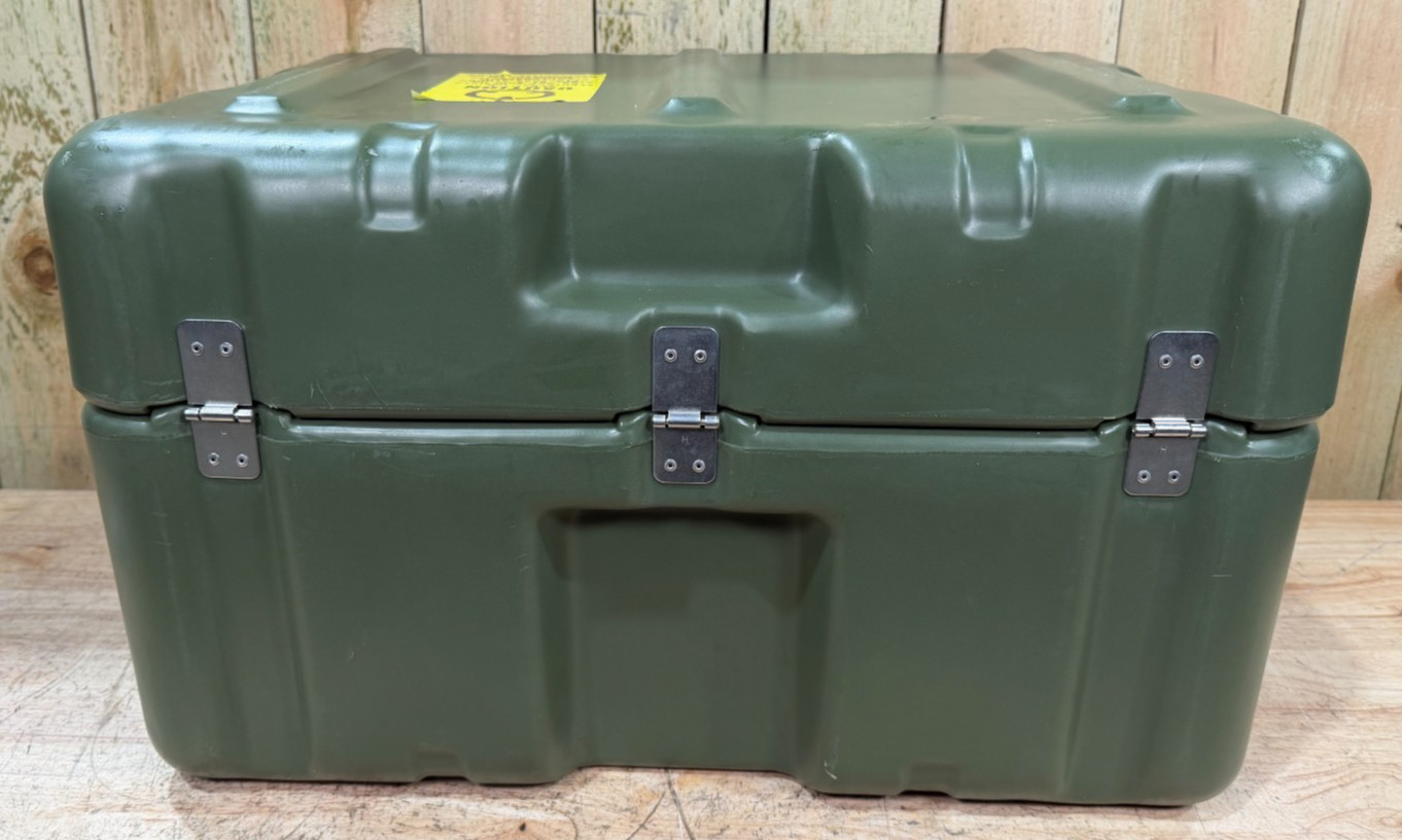 Pelican Hardigg Footlocker Green Case 24.5x18.5x15" Military Waterproof