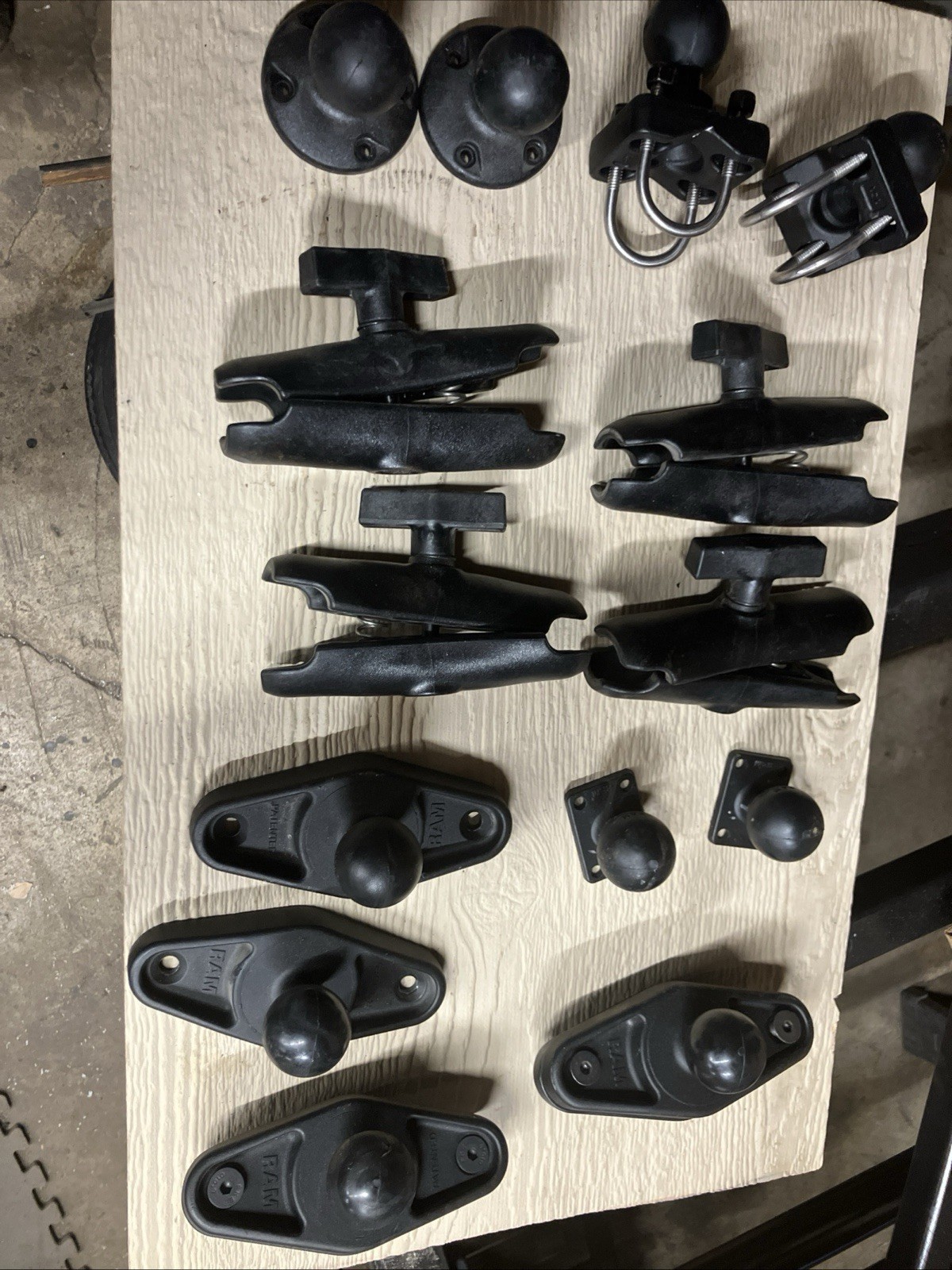 14 Pc RAM® 1.5" C-Size Ball Mount Double Socket Arm Assortment Set