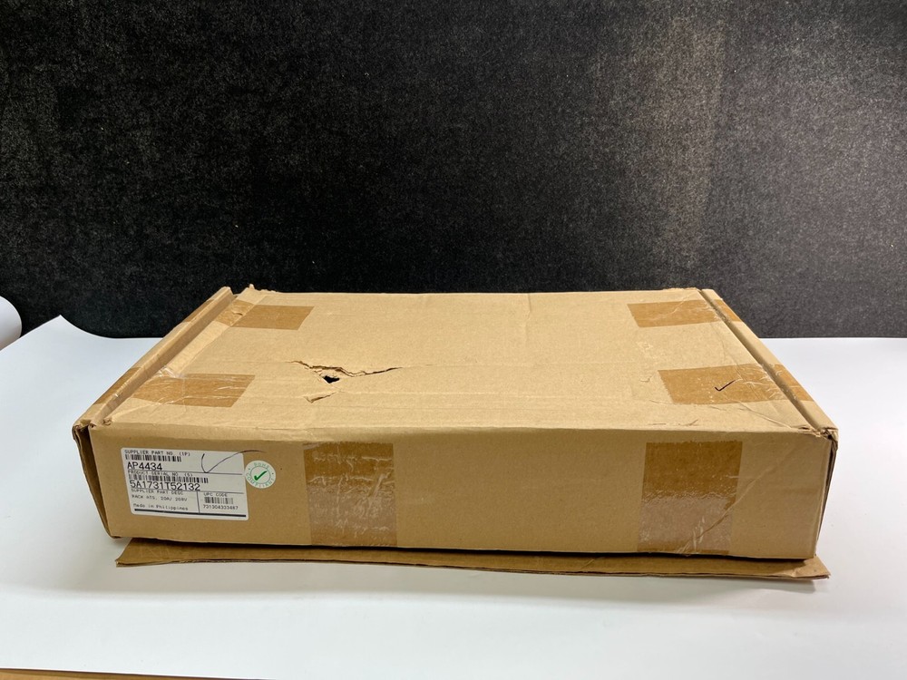 APC AP4434 Rack ATS 208V Automatic Transfer Switch Rack