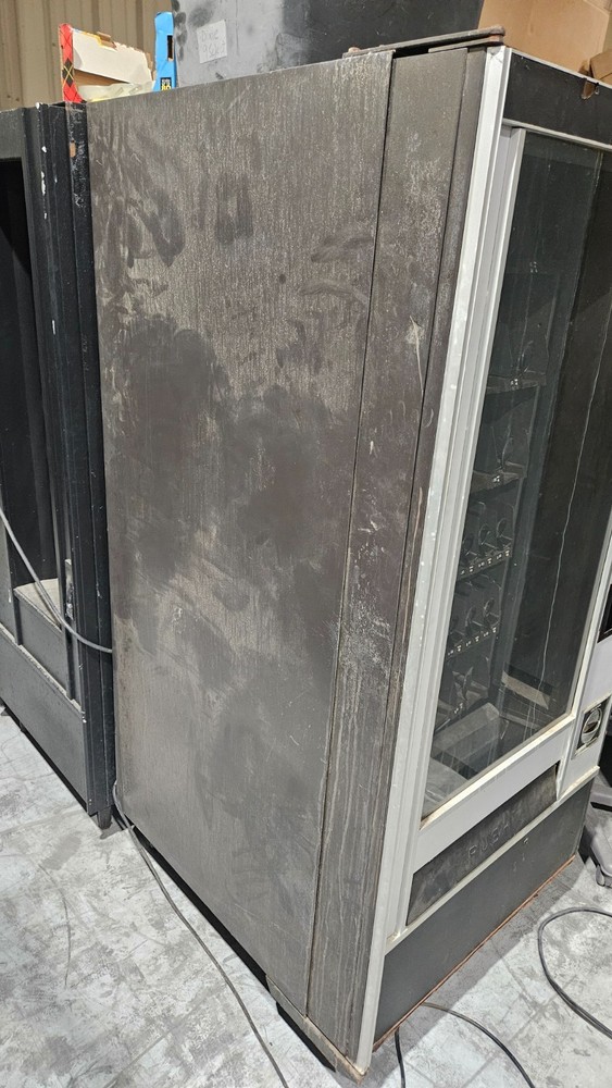 MDB ~ FULLY WORKING ~ Rowe 4900 Snack Machine Snack Vending Machine - CC Capable