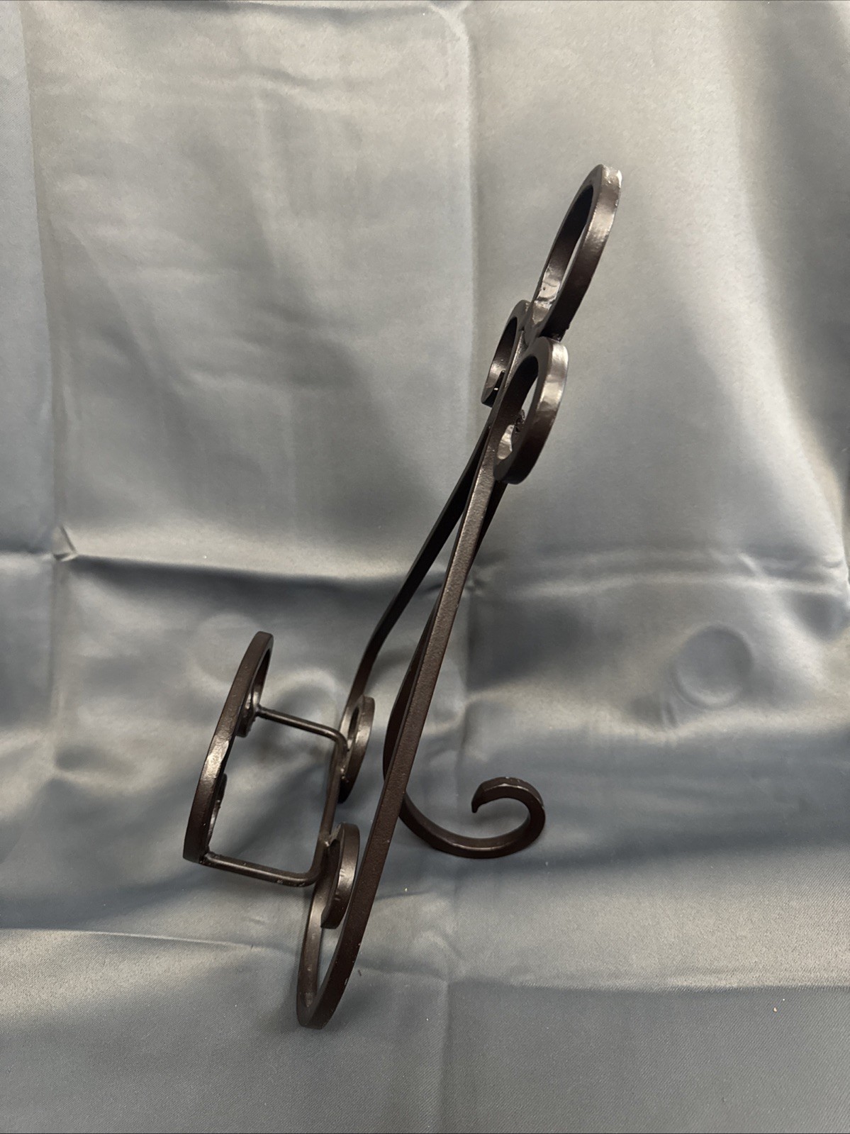 Vintage - Wrought Iron -Ornate Scroll Display Easel - Plate/Picture/Book/Artwrk