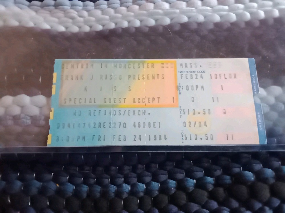 Kiss 💋 Ticket Stub History Lick It Up Tour, 2-24-84, With Accept, Worcester Mas