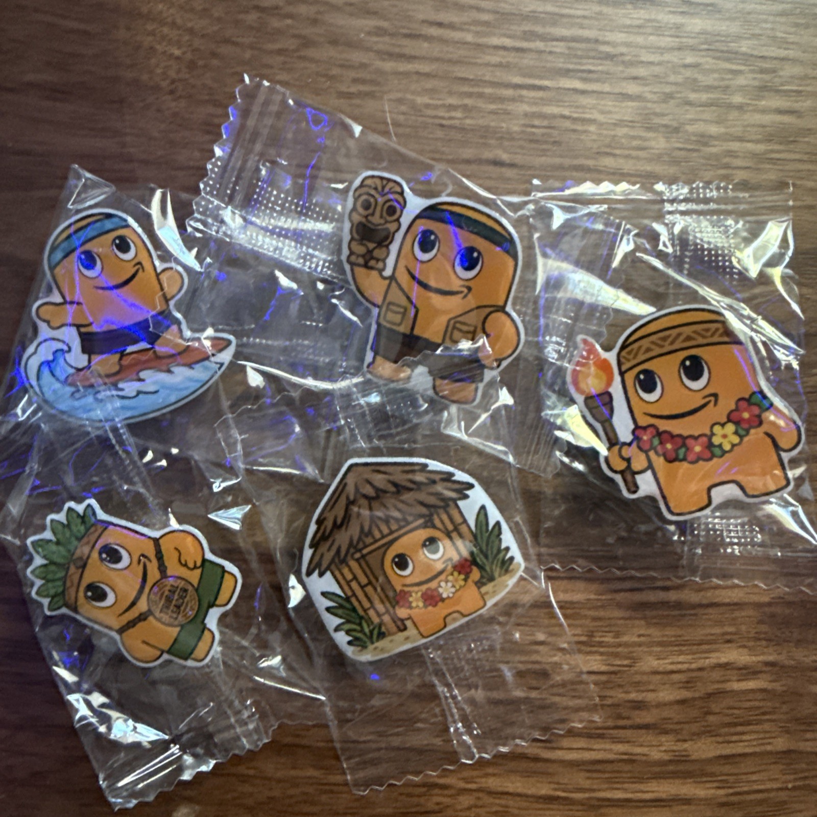 Amazon Peccy Pin - Survivor (Tribal) Set