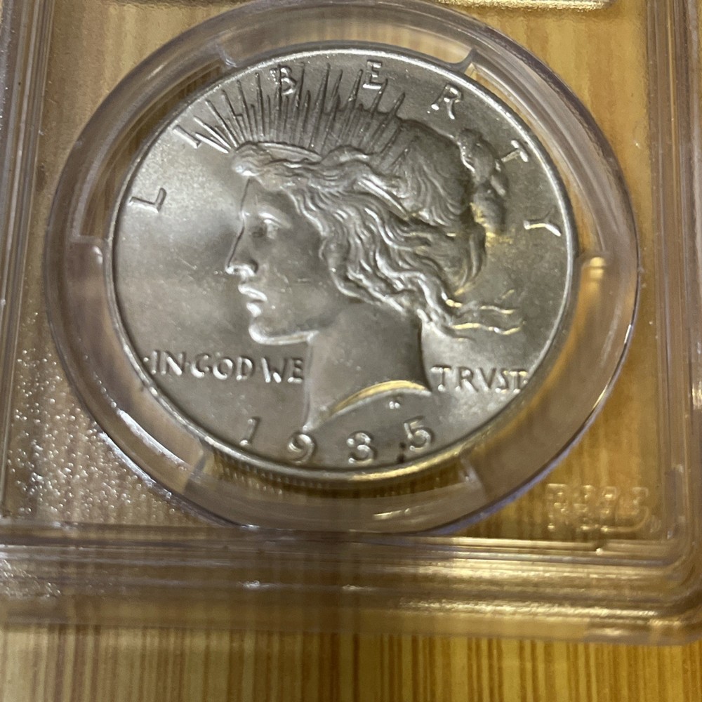 1935 PEACE SILVER DOLLAR PCGS MS62