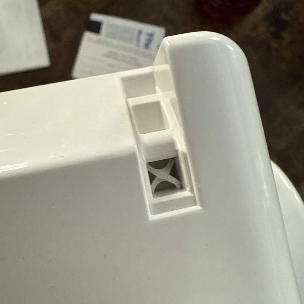 Janome MOD-805 Computerized Sewing Machine TESTED AND WORKING