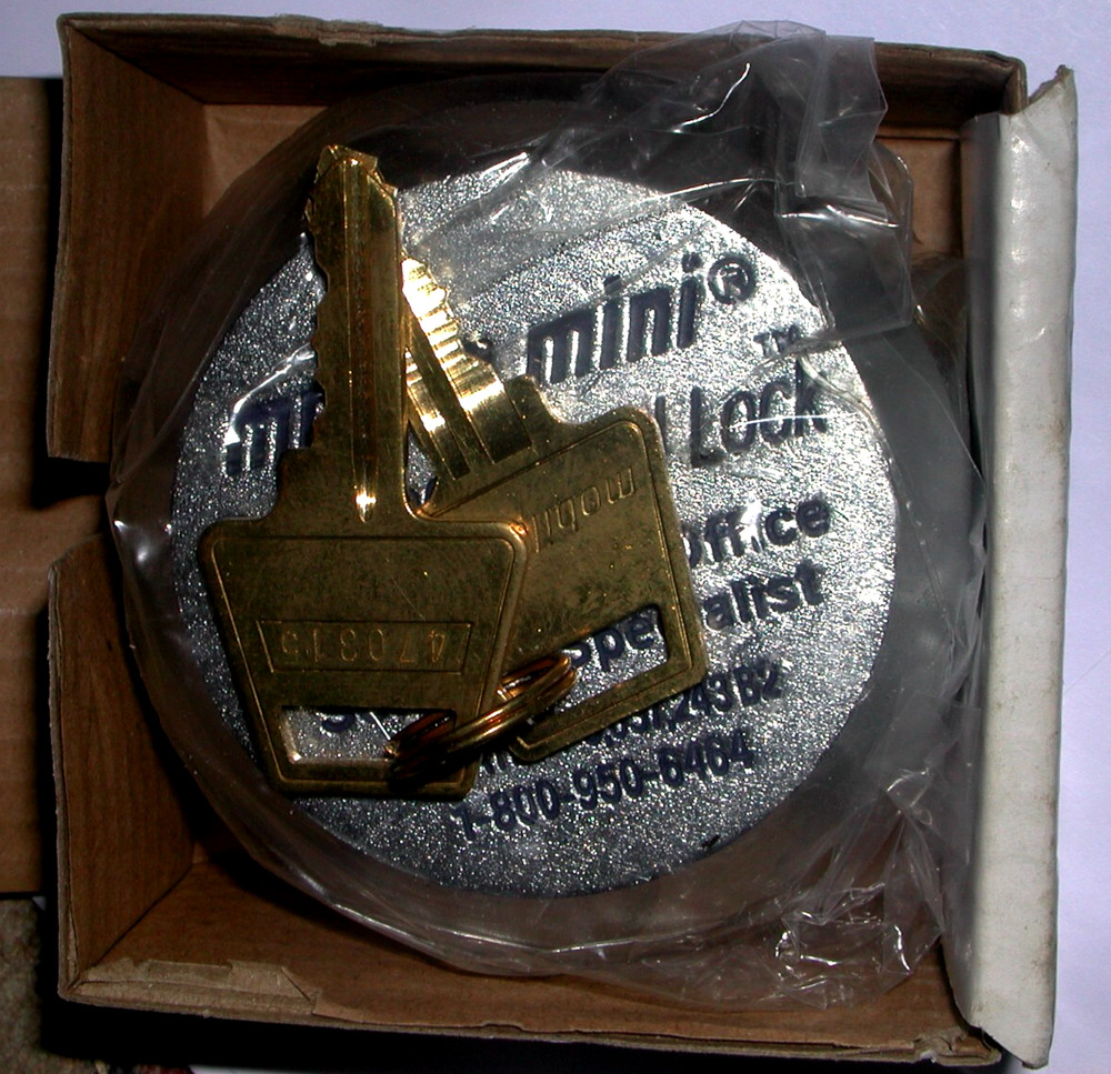 Mobile Mini Storage Guard Lock and Key