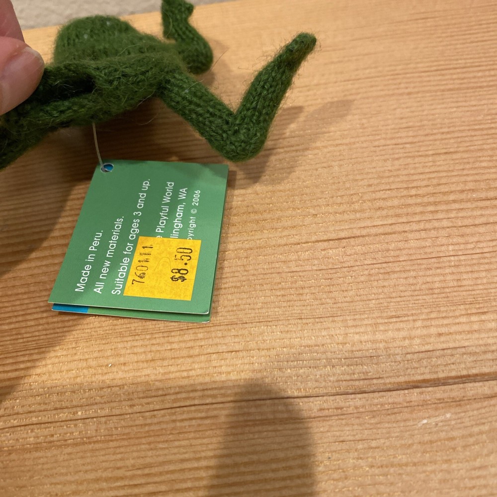 NWT Frog Finger Puppet Alpaca 2006 NOS