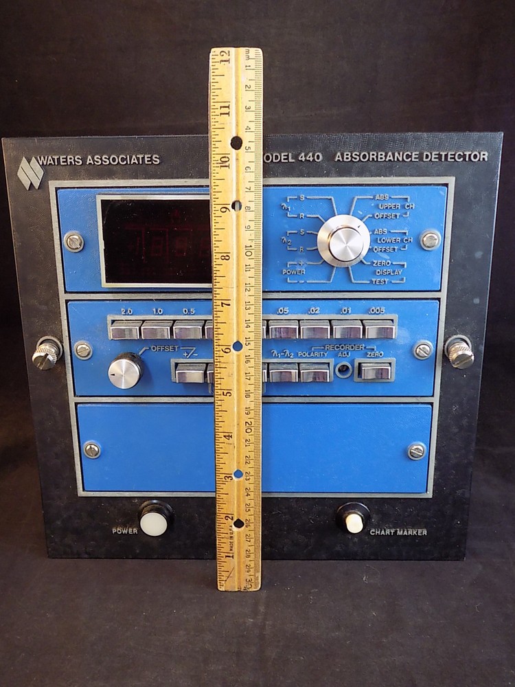 ABSORBANCE DETECTOR Model 440 Waters Associates UNTESTED