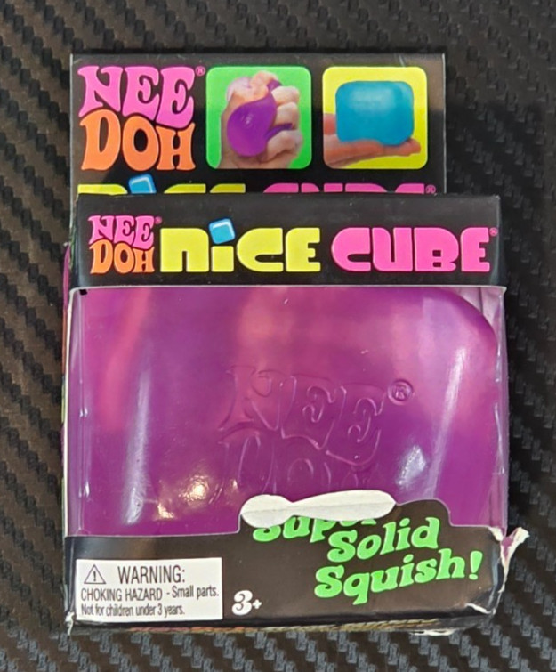Schylling NeeDoh Nice Cube Super Solid Squish Pink