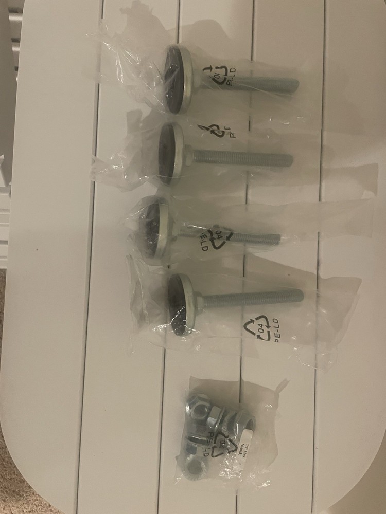 Kreg Universal Workbench Leveling Feet & Hardware Kit