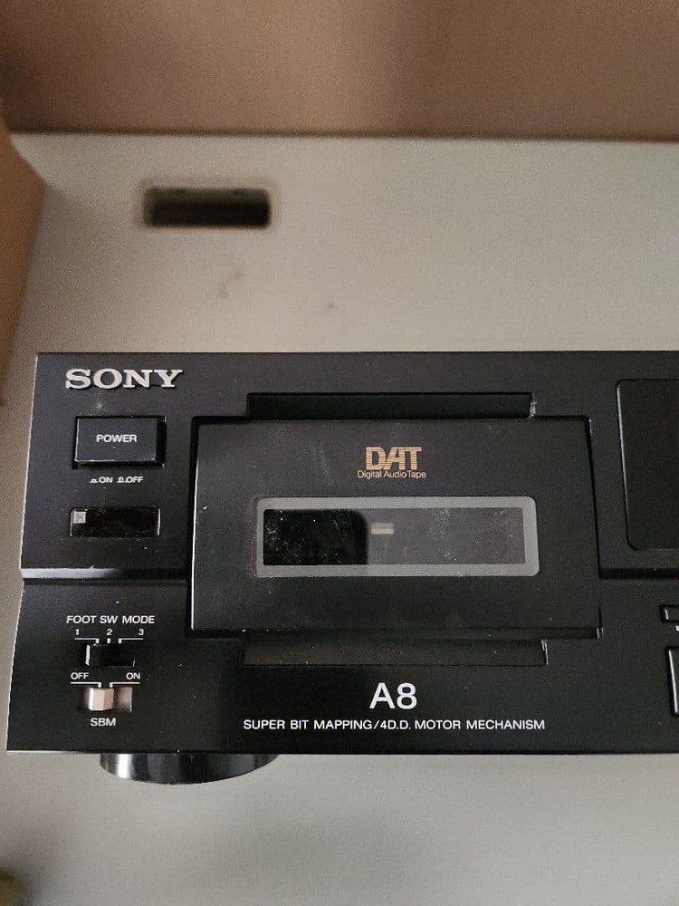 SONY DTC-A8 DAT deck