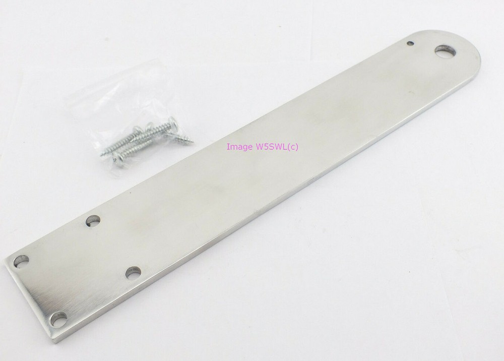Workman FM12 Series Antenna Mounting Bracket