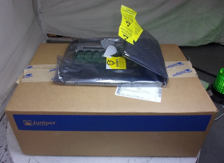 Juniper CTP2000-IM-8P-T1 T1/E1 Interface Module SEE NOTES
