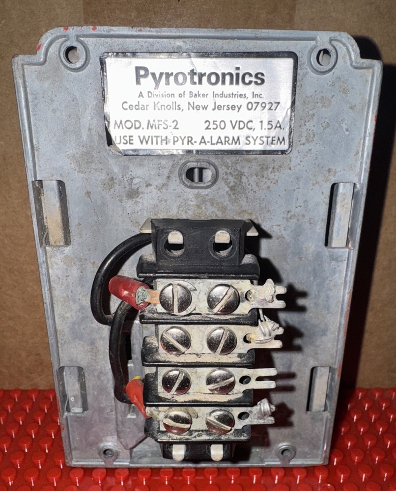 PYROTRONICS MFS-2 MANUAL PULL STATION FIRE ALARM