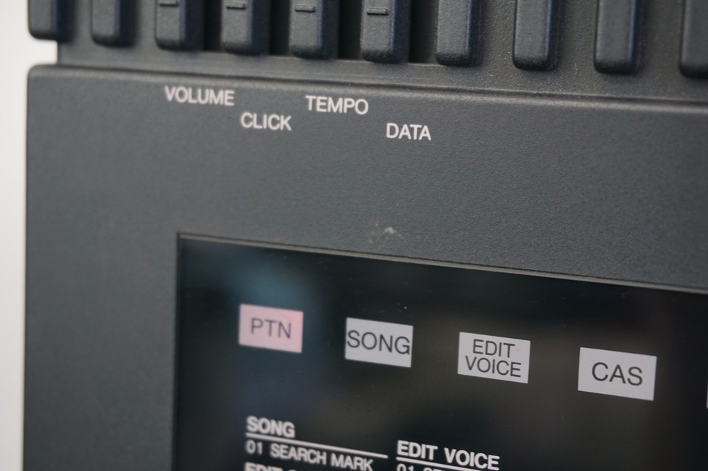 Yamaha RX5 80's Digital Rhythm Programmer - Drum Machine Sequencer W/ Road Case