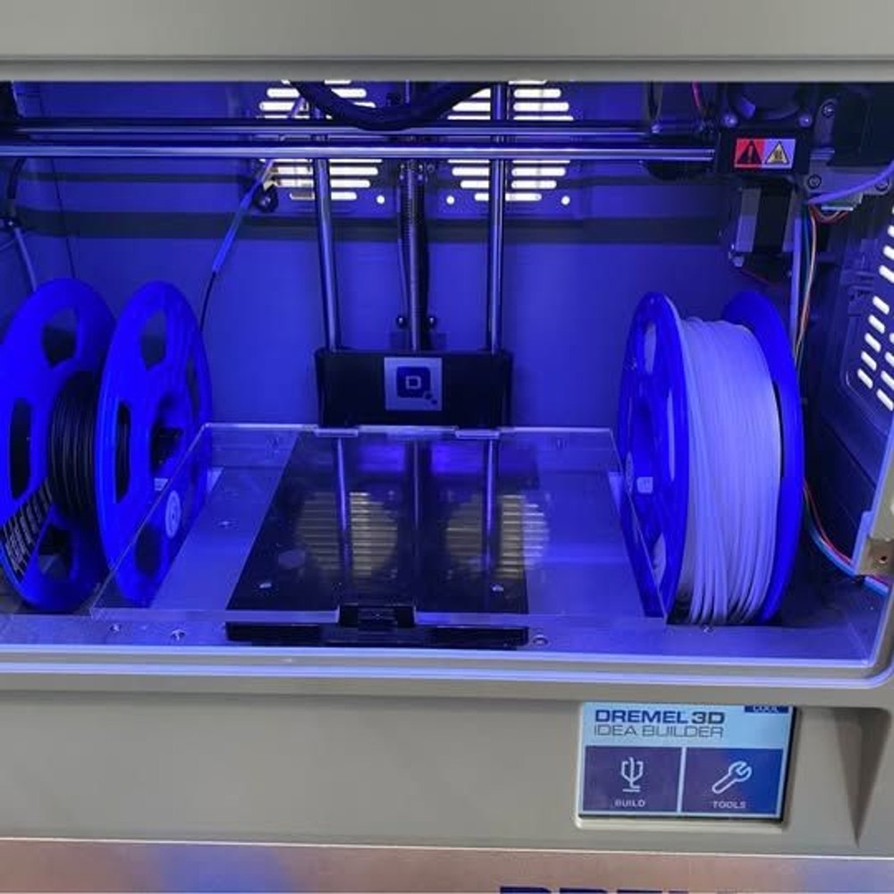 Dremel Idea Builder 3D20 3D Printer - Great Condition, Ready to Use
