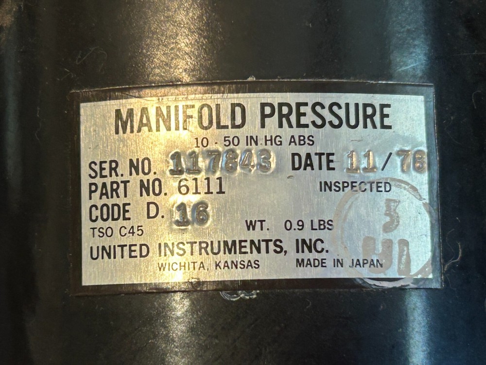 UNITED INSTRUMENTS MANIFOLD PRESSURE INDICATOR P/N 6111 CODE D.16
