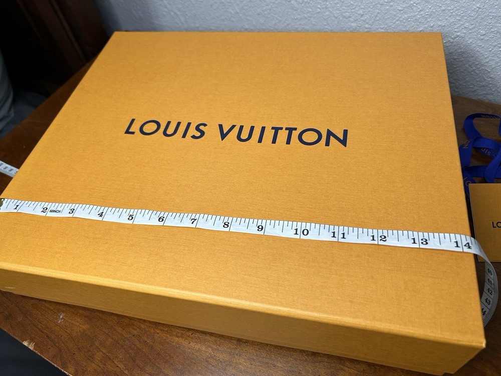 Authentic LOUIS VUITTON Empty Box 14x12x3 ( #6)