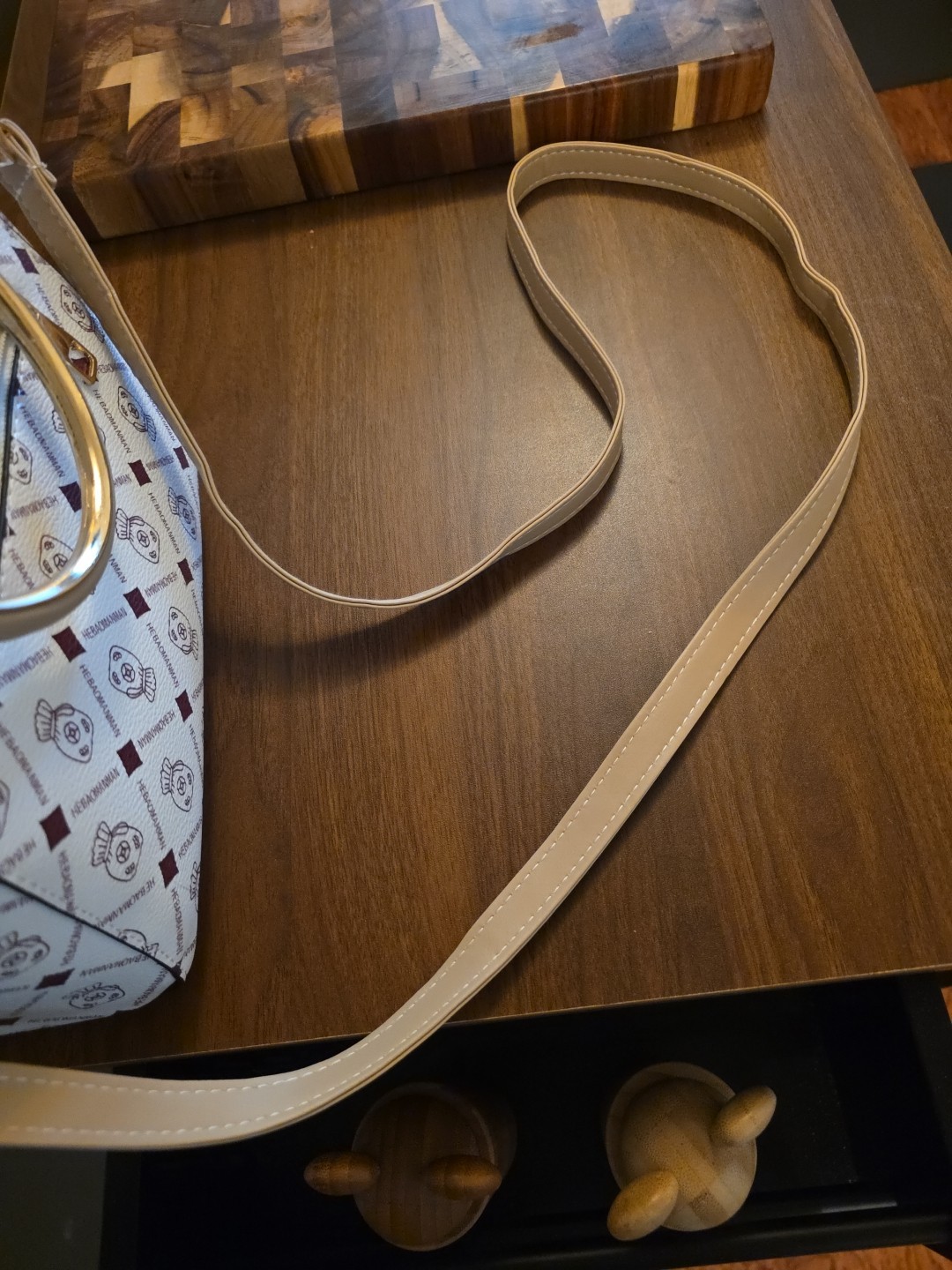 HEBAOMANMAN Mickey Mouse Beige Handbag Disney Top Handle Purse Wallet Beige Red