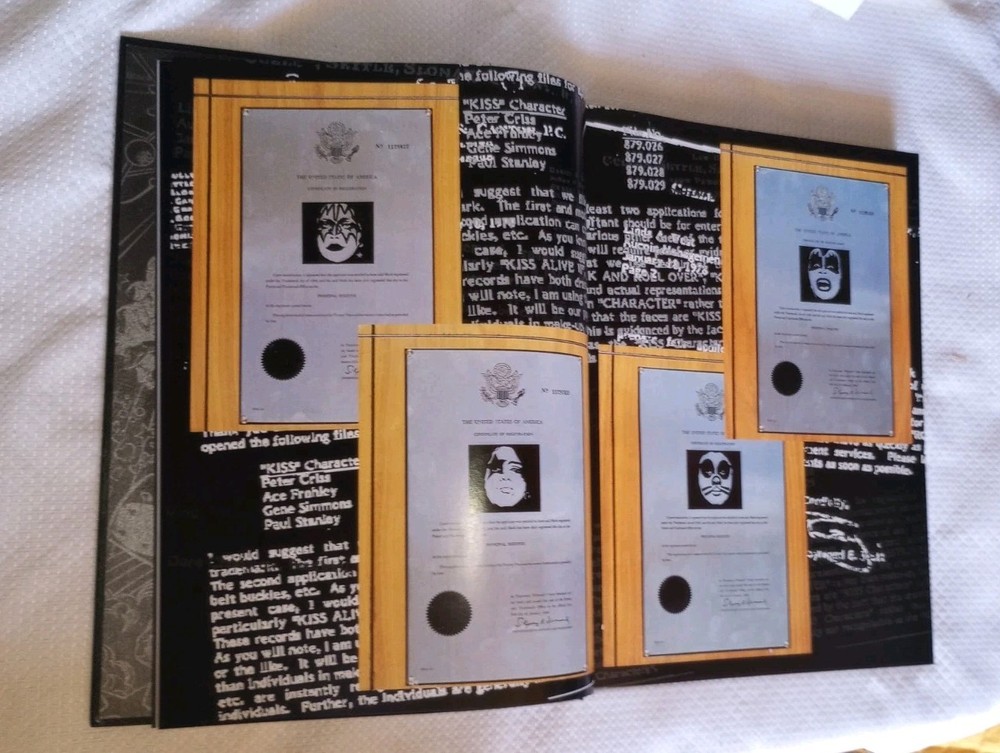 Signed Kiss Kisstory Book Paul Stanley Gene Simmons Bruce Eric Serial # First