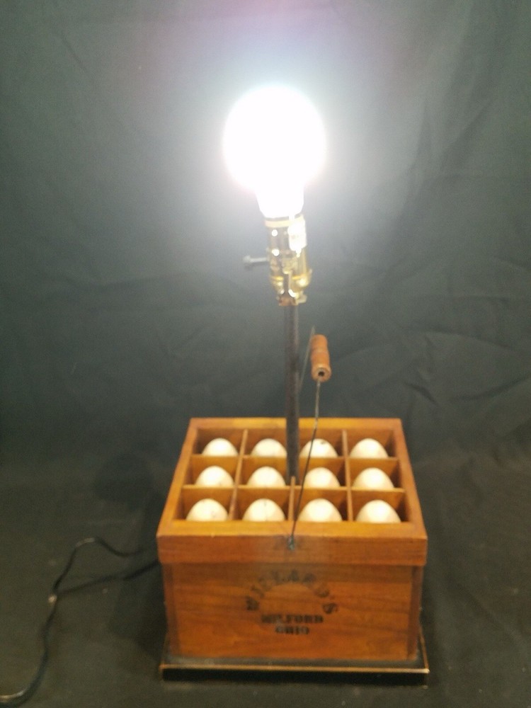 Egg Crate Lamp