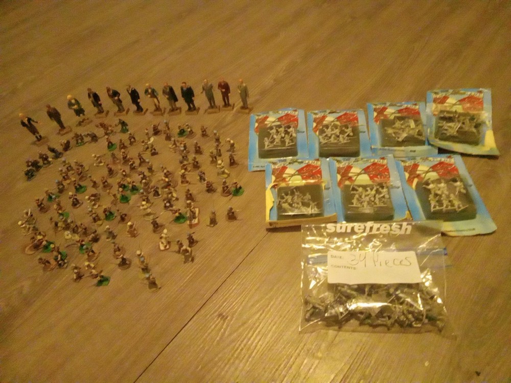 Sword & the flame Figures By Minifigs
