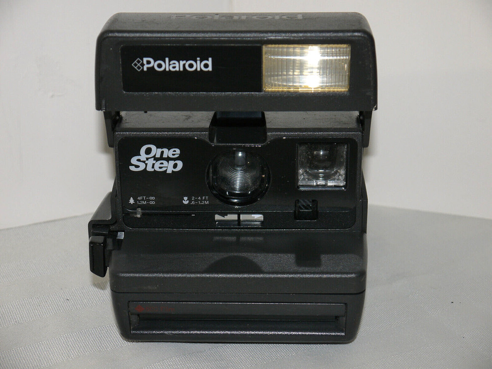 Polaroid One Step 600 Instant Camera with Manual & Case Flash Tested