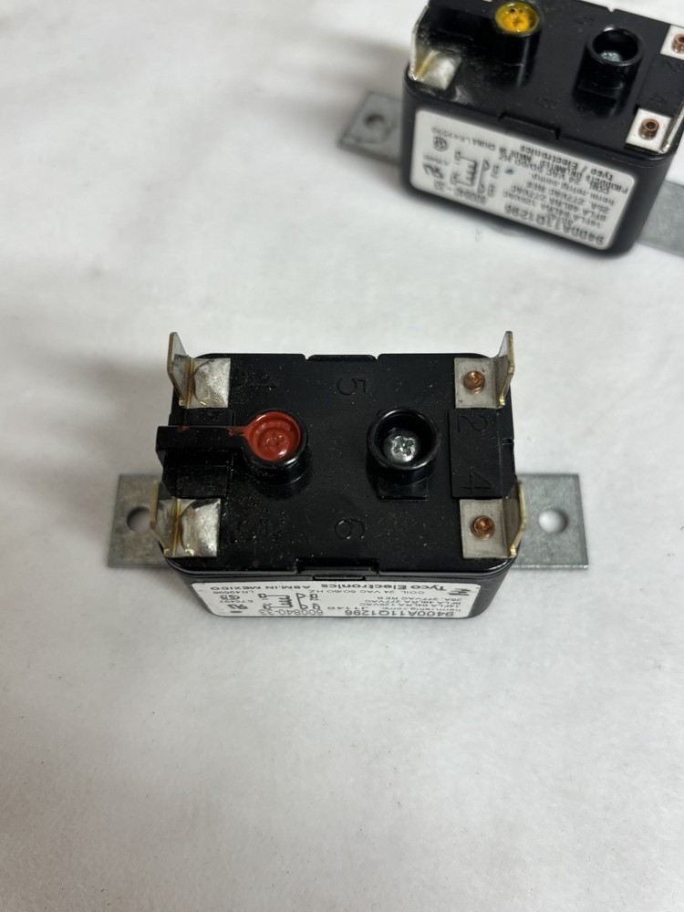 9400A11Q1296 NEW Relay