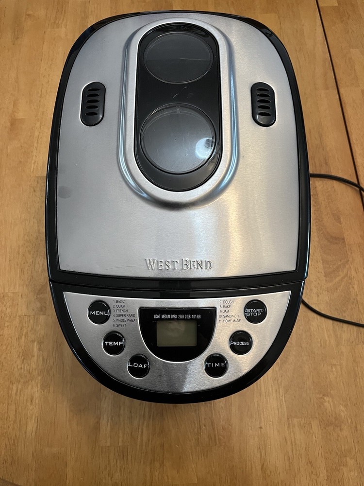 West Bend  Bread Maker Machine #41300 Programable  Black/SS